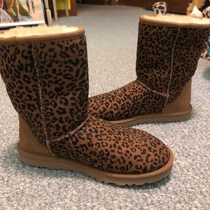 UGG Size 6, Women’s Cheetah Print Boots